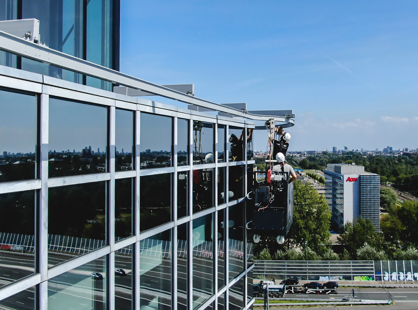 Cradle Window cleaning